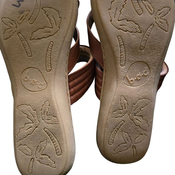 B.O.C. Womens Sandals Size 7.5 Tan Brown Faux Leather Comfortable Slides - Picture 9 of 9